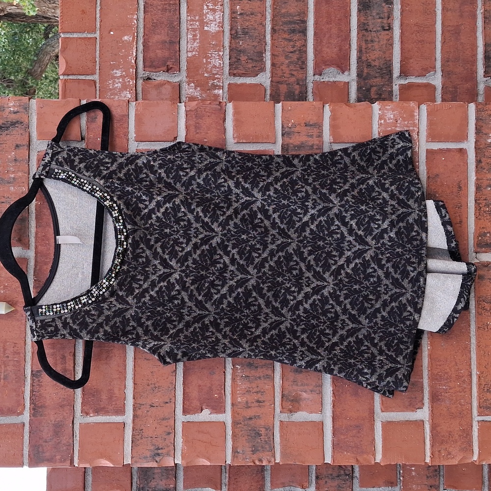 Black & Gold Dress Tank Top Med(fits closer to a small)